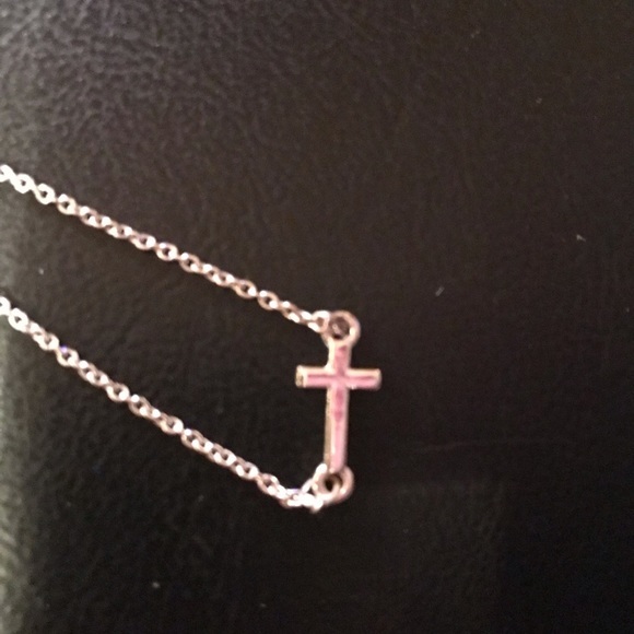NWT Charming Charlie Dainty Sideways Silver Cross - Picture 2 of 8